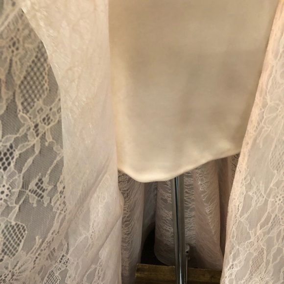 Just lowered price on all formals Stunning High Low Formal Wear Gown Pink size 0 - Picture 4 of 13